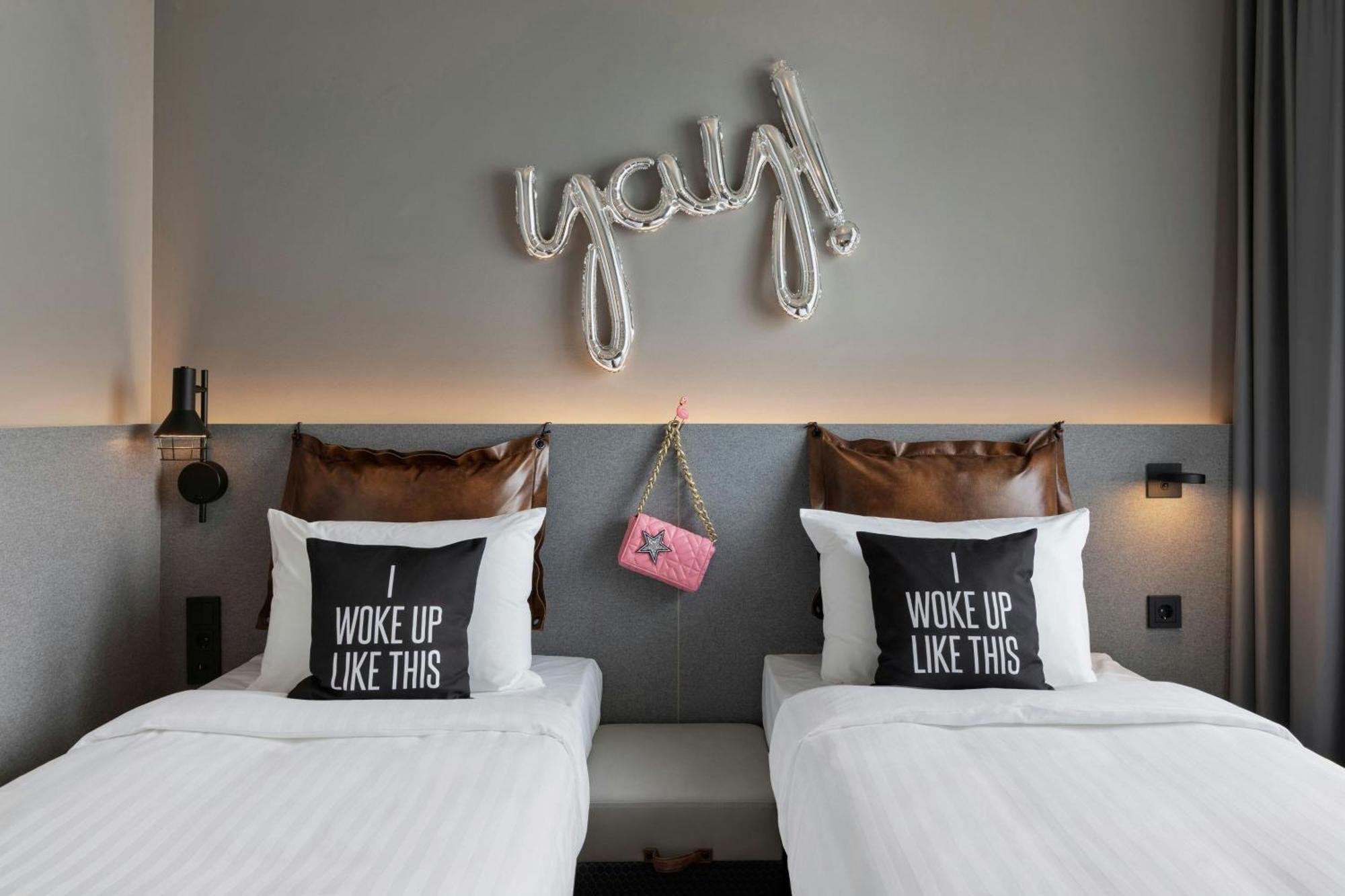 Moxy Sleeper Twin Room